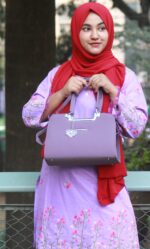 Stylish and Fashionable Ladies Bag - Image 3