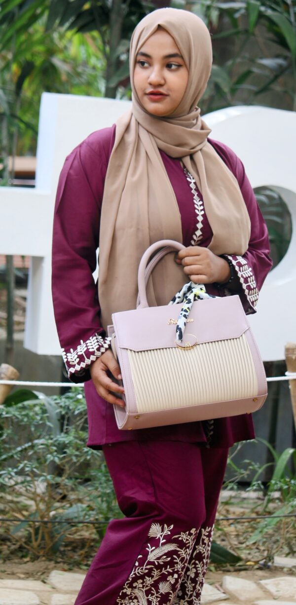 Side Bag and Shoulder Bags for women - Image 7