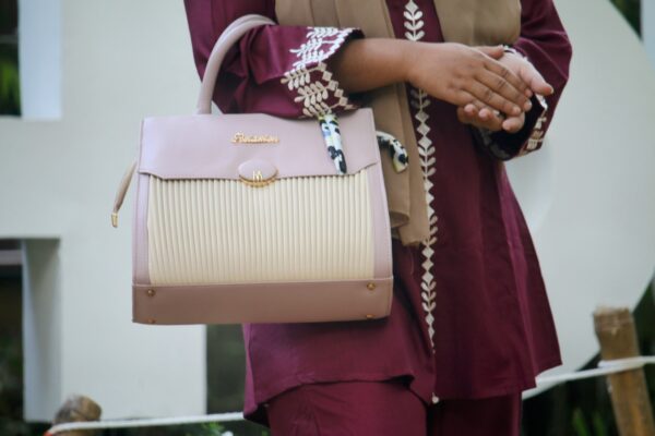Side Bag and Shoulder Bags for women - Image 6