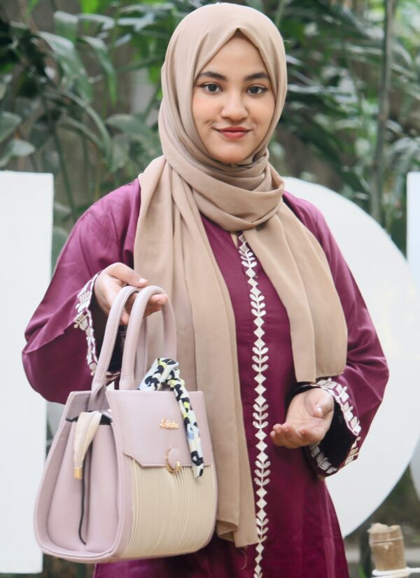 Side Bag and Shoulder Bags for women - Image 4