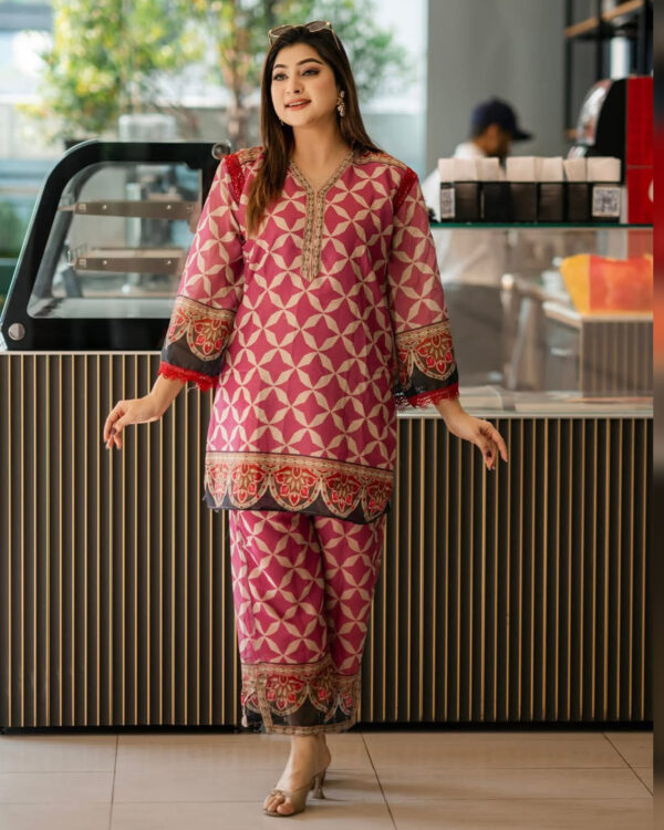 Stylist Co-ord Set 11 - Image 3
